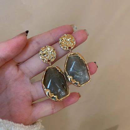 Lyra | Vintage Amber Resin Drop Gold Earrings