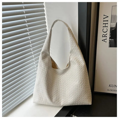 Margot | Woven Hobo Shoulder Bag