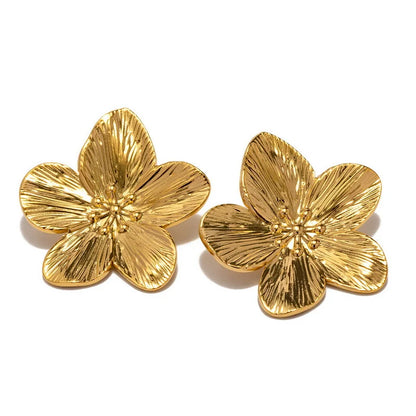 Freya | Petal Flower Stud Earrings in Gold