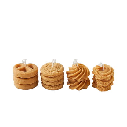 Lottie | Cookie & Strawberry Scented Candle Gift Set