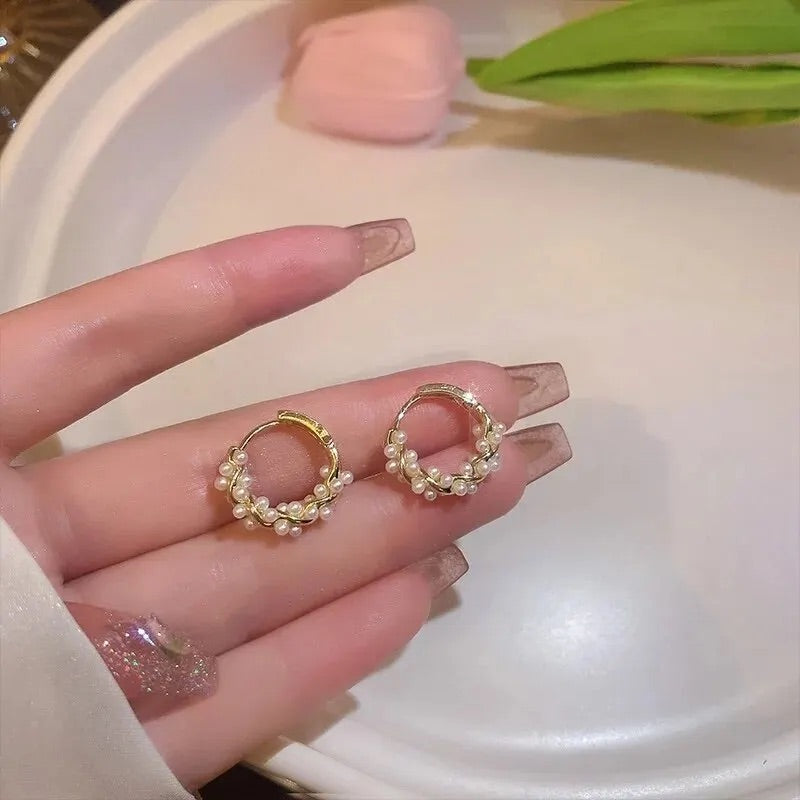 Tess | Beaded Pearl Huggie Hoop Earrings in Gold