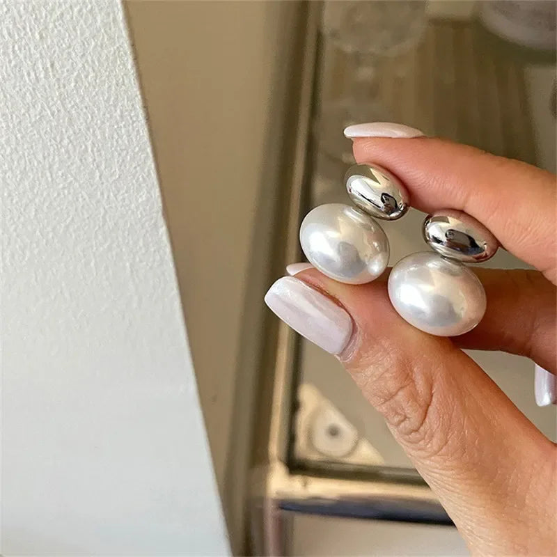 Bonnie | Gold Bean Pearl Stud Earrings