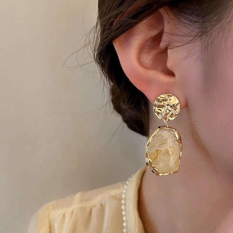 Wren | Hammered Coin Resin Pendant Drop Earrings