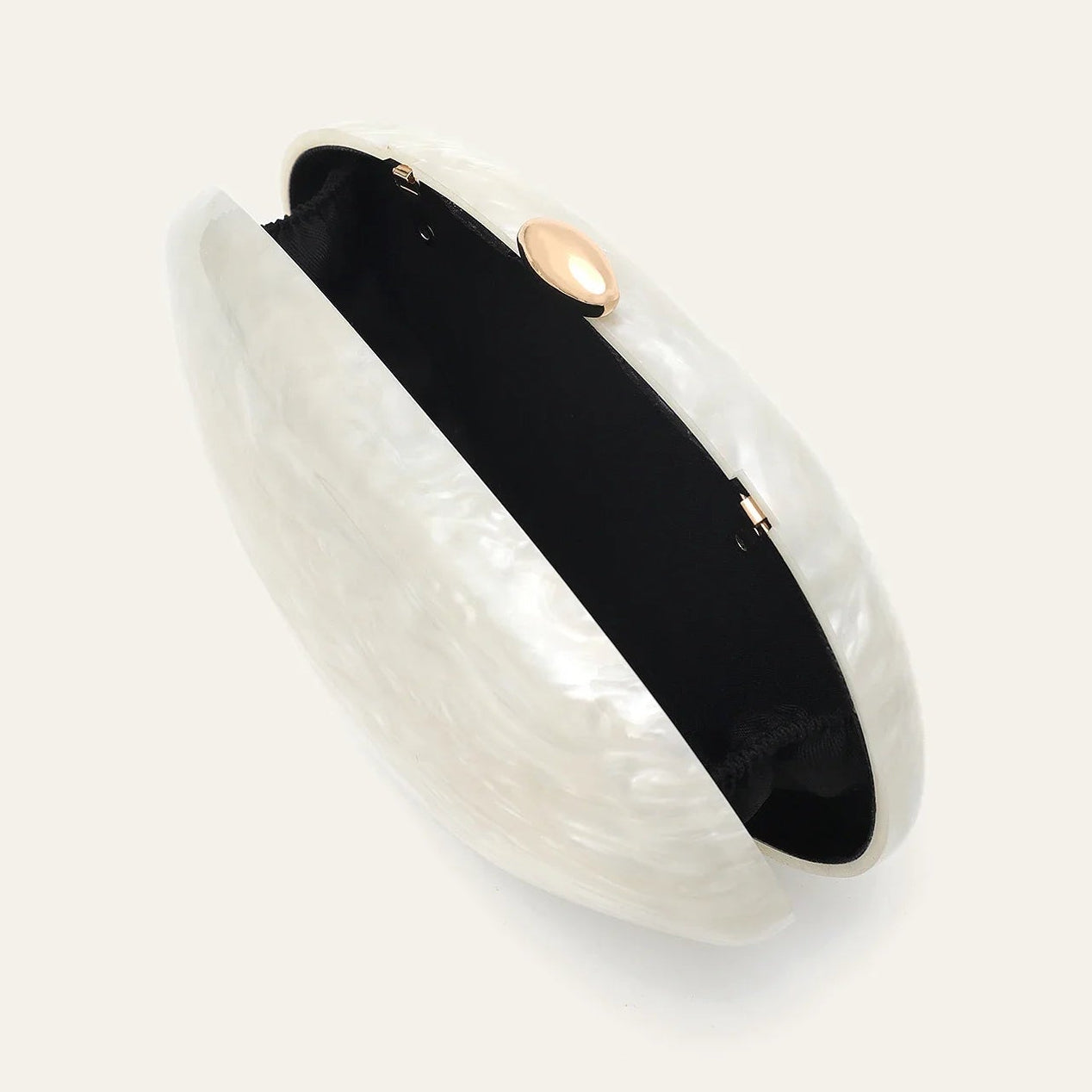 Maren | Oval Pearlescent Acrylic Shell Chain Clutch Bag