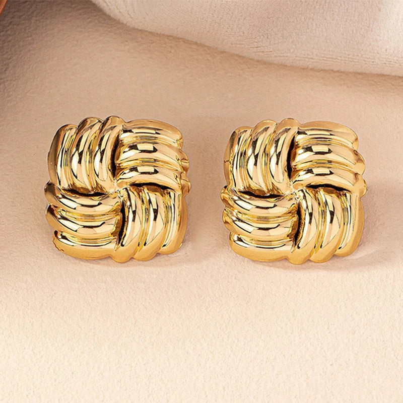 Roux | Woven Knot Square Stud Earrings in Gold