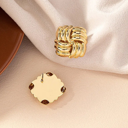 Roux | Woven Knot Square Stud Earrings in Gold
