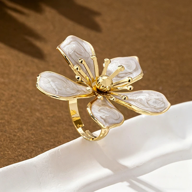 Sable | Enamel Flower Adjustable Ring in White