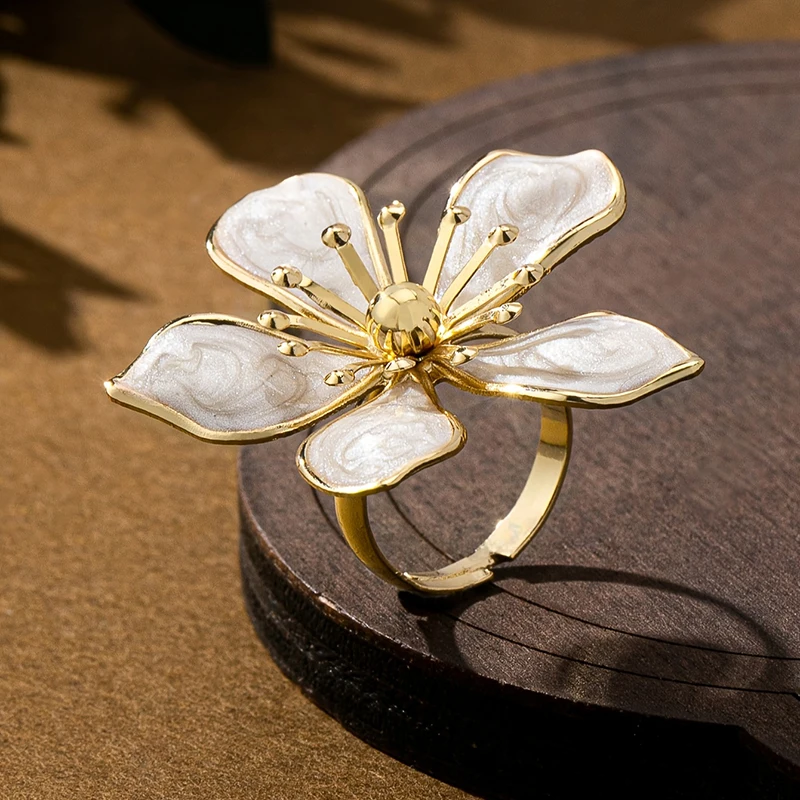 Sable | Enamel Flower Adjustable Ring in White