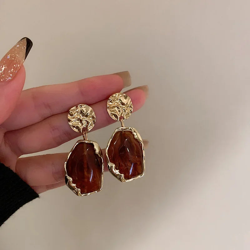 Wren | Hammered Coin Resin Pendant Drop Earrings