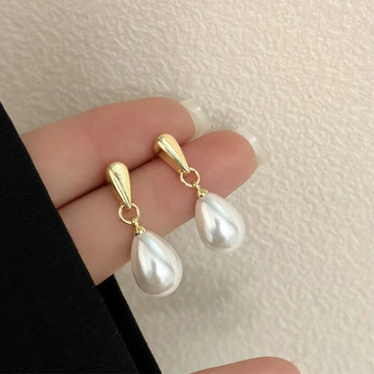 Anya | Teardrop Pearl Drop Earrings in Gold